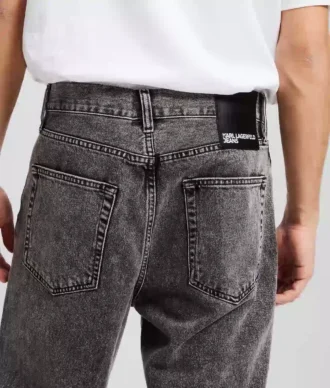 AVSLAPPEDE JEANS