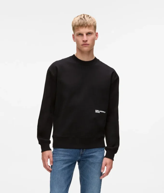Avslappet sweatshirt med Karl-sitat