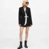 Blazer med belte og kontrastrevers
