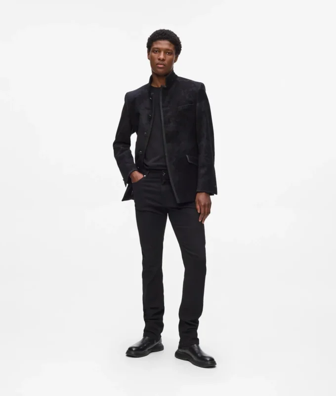 Blazer med høy krage