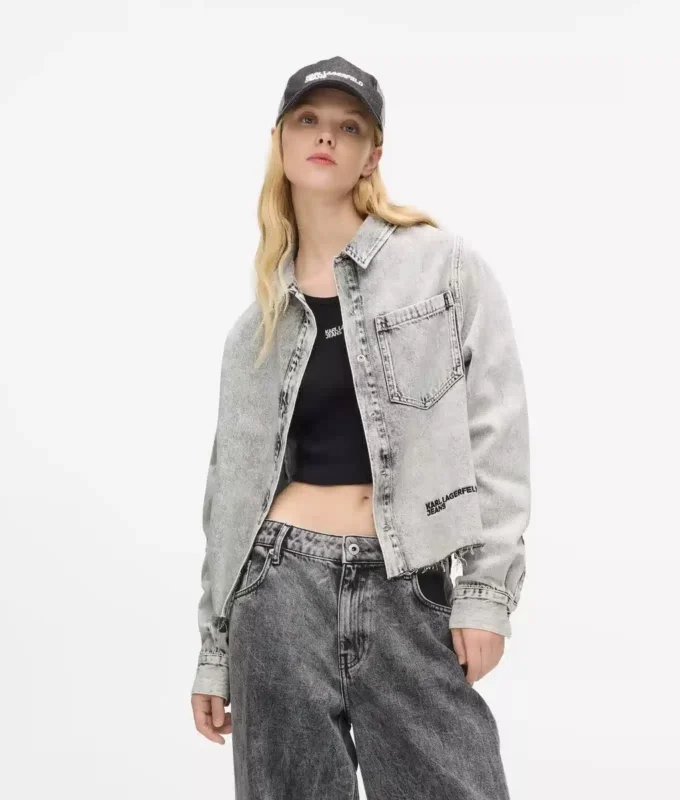 Bleket denimskjorte