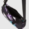 BLOMSTRET NYLON SKULDERVESKE