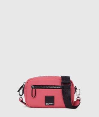 Crossbody-kameraveske med bokslogo