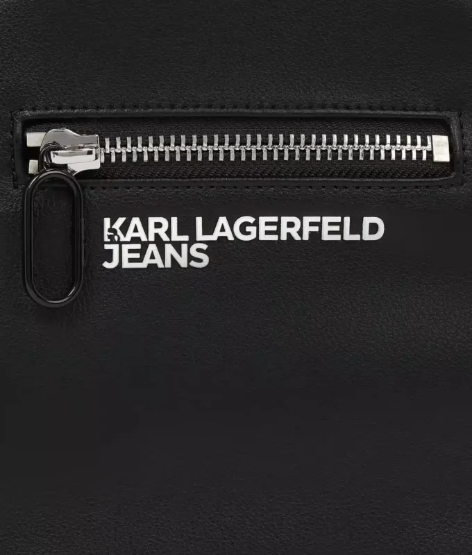 CROSSBODY-VESKE I IMITERT LÆR