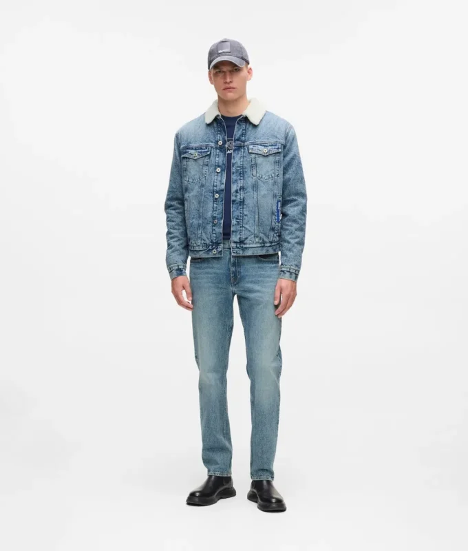 Denimjakke i shearling