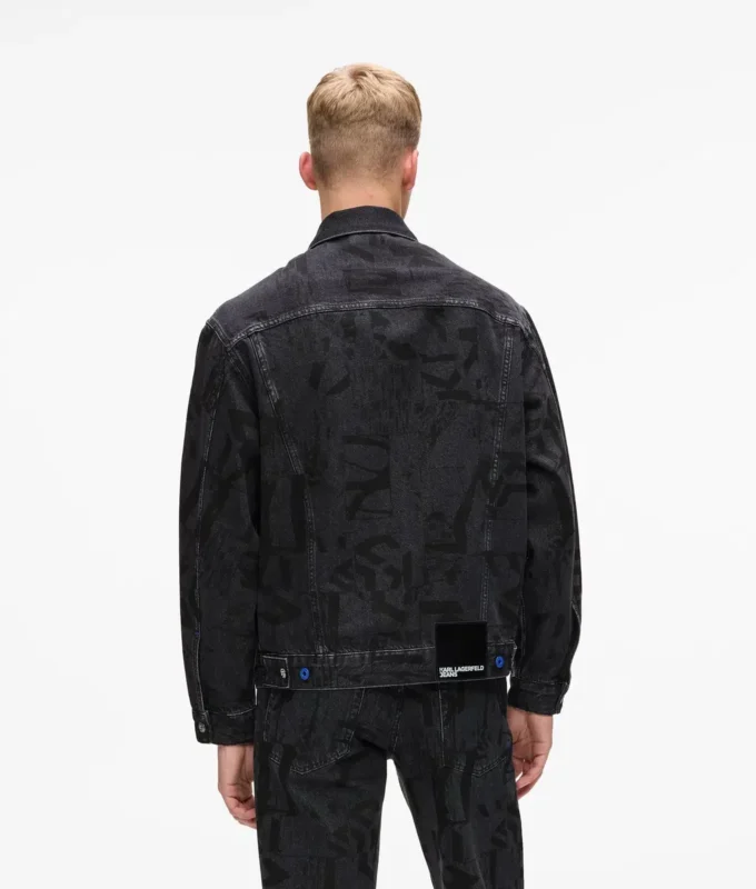 Denimjakke med monogram over hele