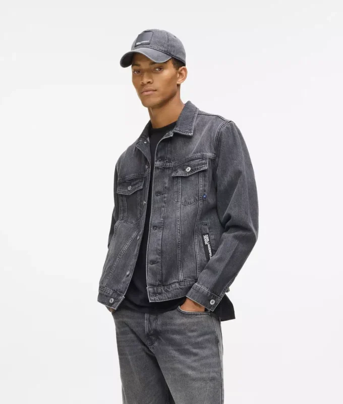 Denimjakke med normal passform