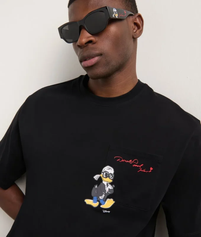 DISNEY X KL POCKET T-SKJORTE