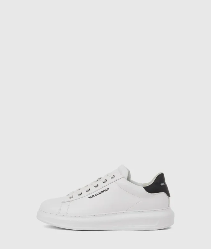 Eksklusive Kapri Ikon-sneakers med charm