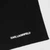 Gavesett med logo-pannebånd og skjerf