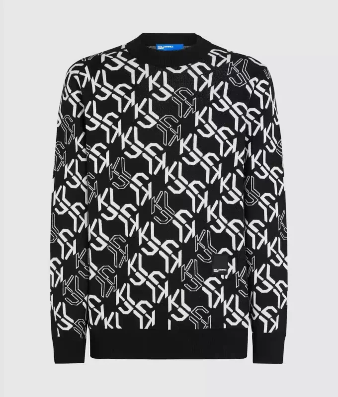 Genser med monogram over hele