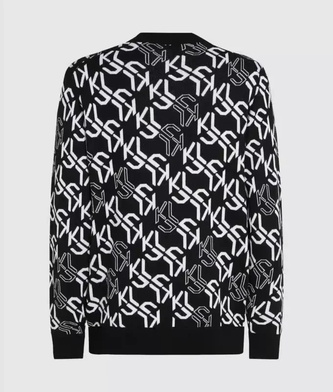 Genser med monogram over hele