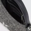 Geo mini crossbody-veske i denim