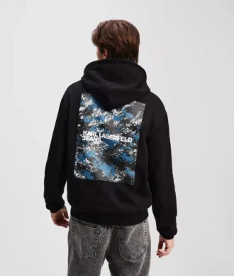 GRAFISK HOODIE