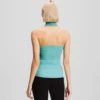 HALTERNECK STRIKKET TOPP