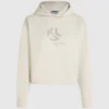 Hettegenser med monogram og nitter