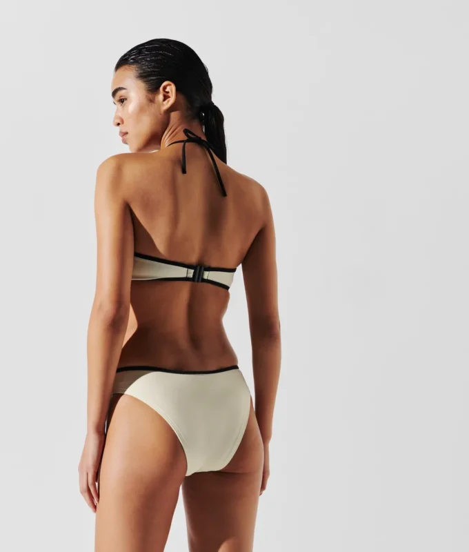 HOTEL KARL BANDEAU BIKINITO