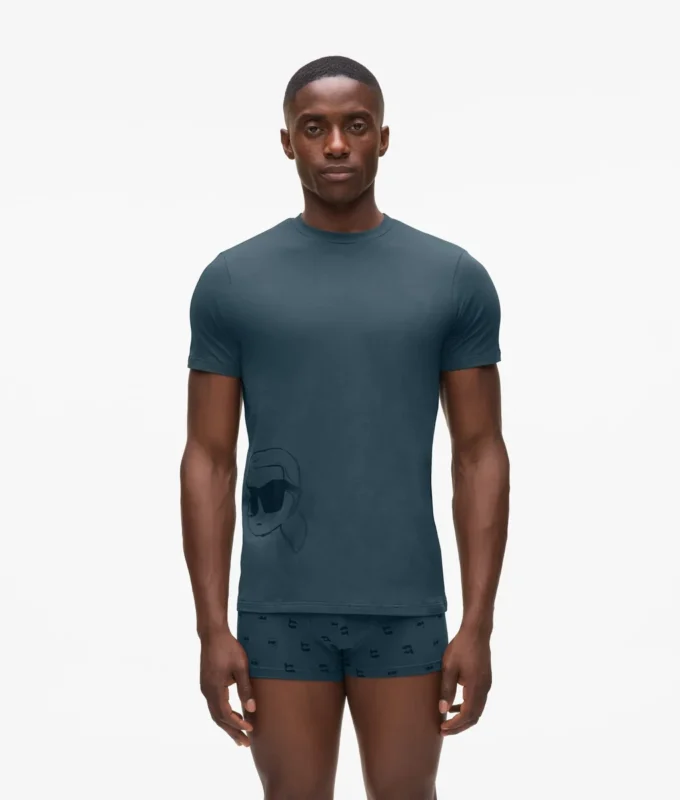 Ikon pyjamas-gavesett
