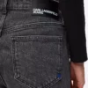Jeans med høy midje og rett passform