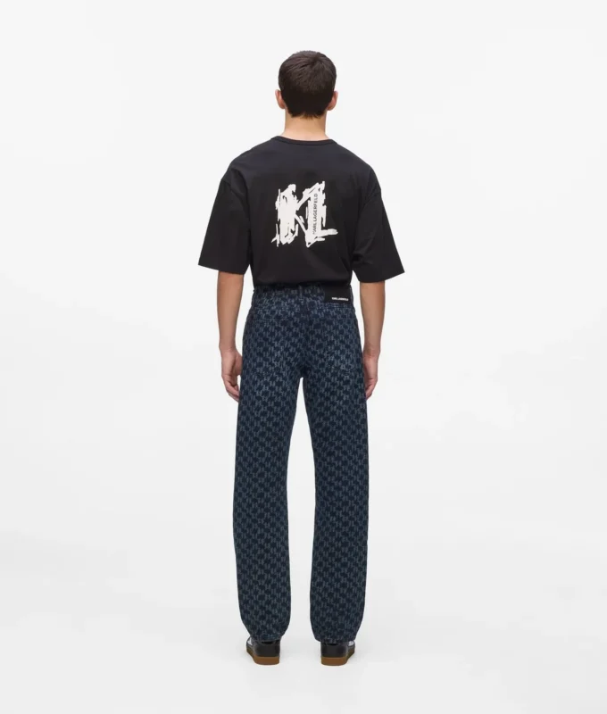 Jeans med monogram over hele