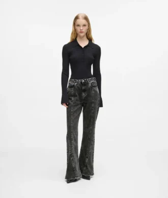 Jeans med søm og høy midje