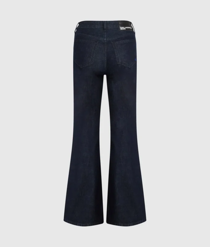 Jeans med splittet kant og utvidet ben