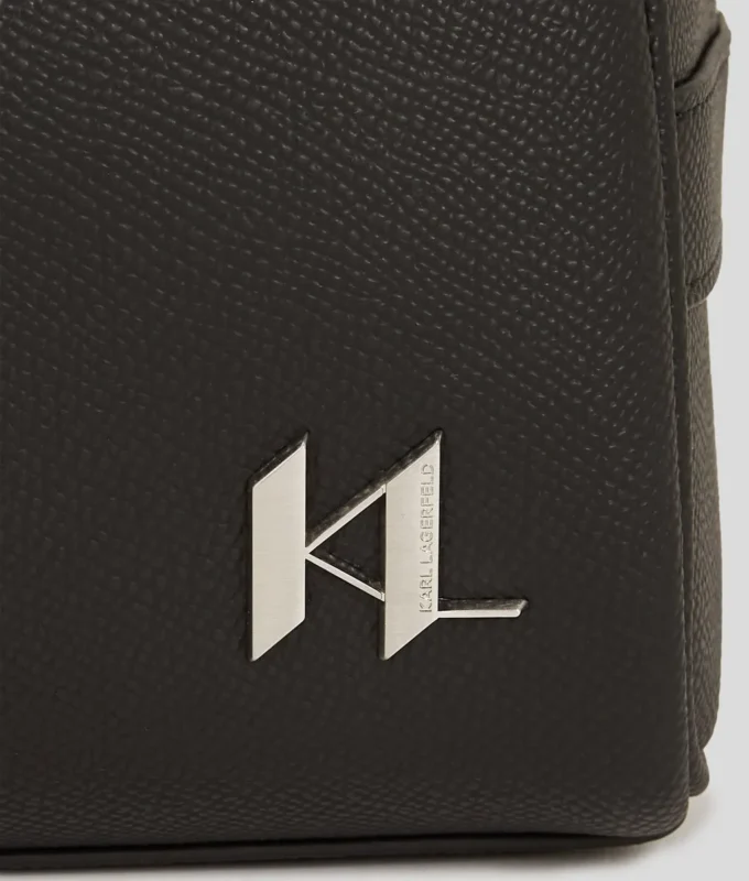 K/MONOGRAM LÆR VASKEPOSE
