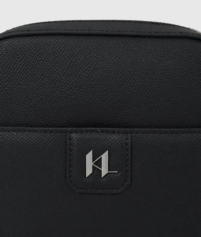 K/Monogram skulderveske i skinn