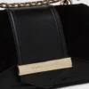 K/Nova liten crossbody-veske i semsket skinn