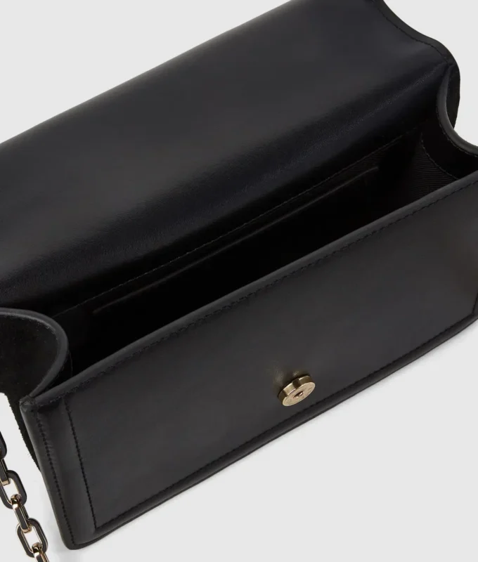 K/Nova liten crossbody-veske i semsket skinn
