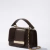 K/Nova liten crossbody-veske i semsket skinn
