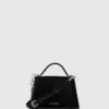 K/Signature liten crossbody-veske med nitter