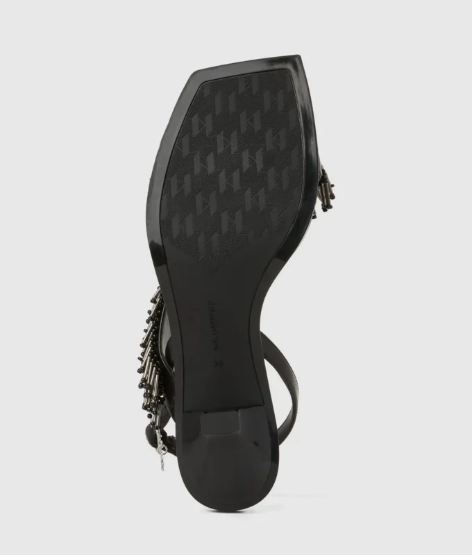 Karmel slingbacks med frynser og hæl