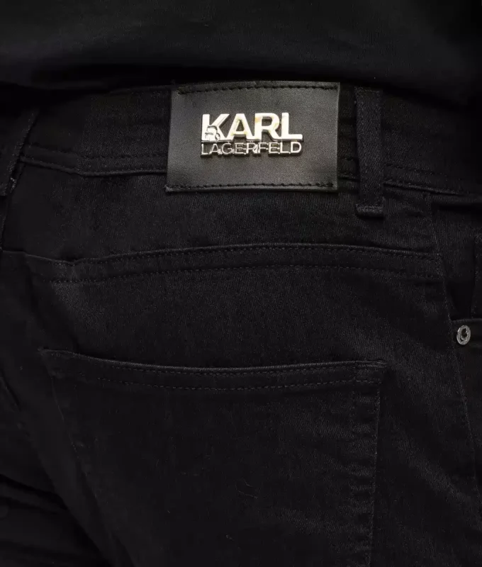 KLASSISKE JEANS