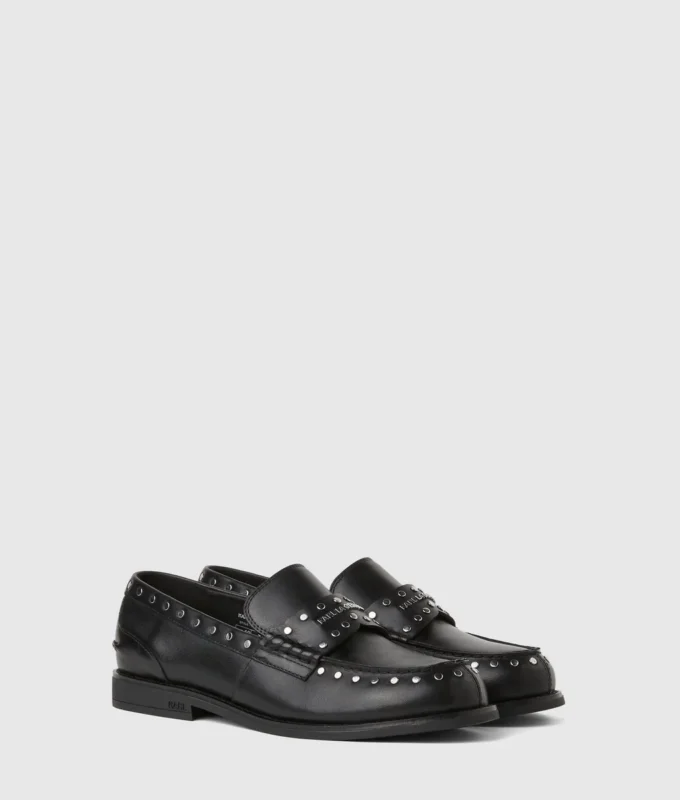 Mia loafers med nitter