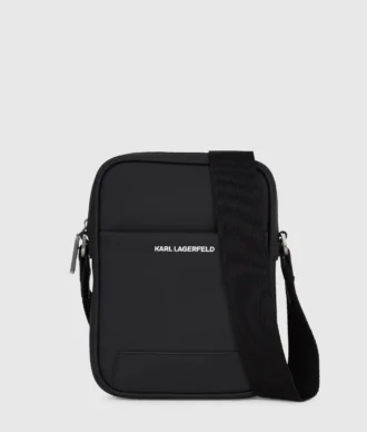Minimalistisk crossbody-veske med logo