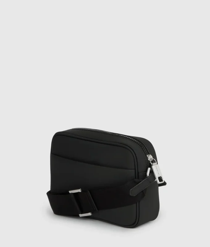 Minimalistisk kameraveske med logo