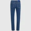 Mom-jeans med nitter