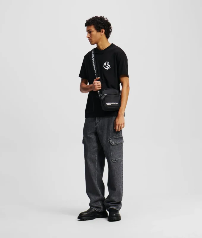 MONOGRAM T-SKJORTE