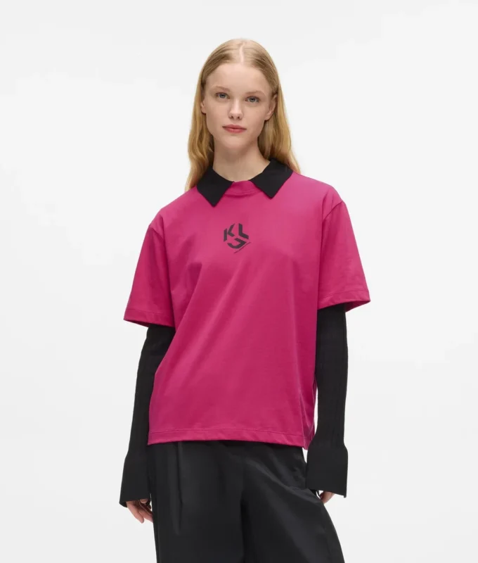 Monogram-T-skjorte med normal passform