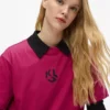 Monogram-T-skjorte med normal passform