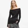 Off-shoulder strikket topp