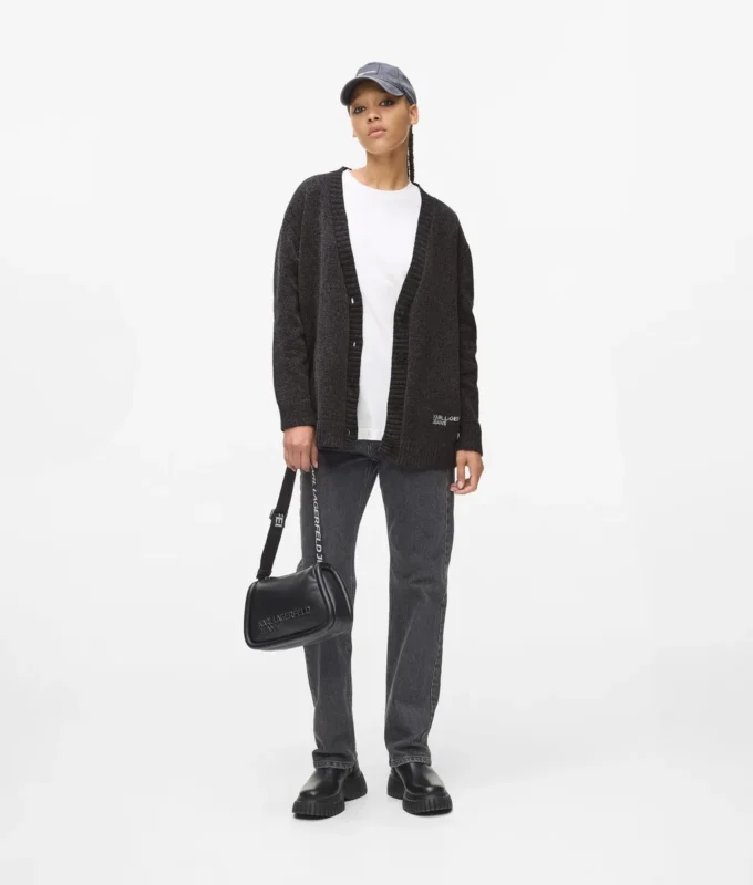 Oversized cardigan