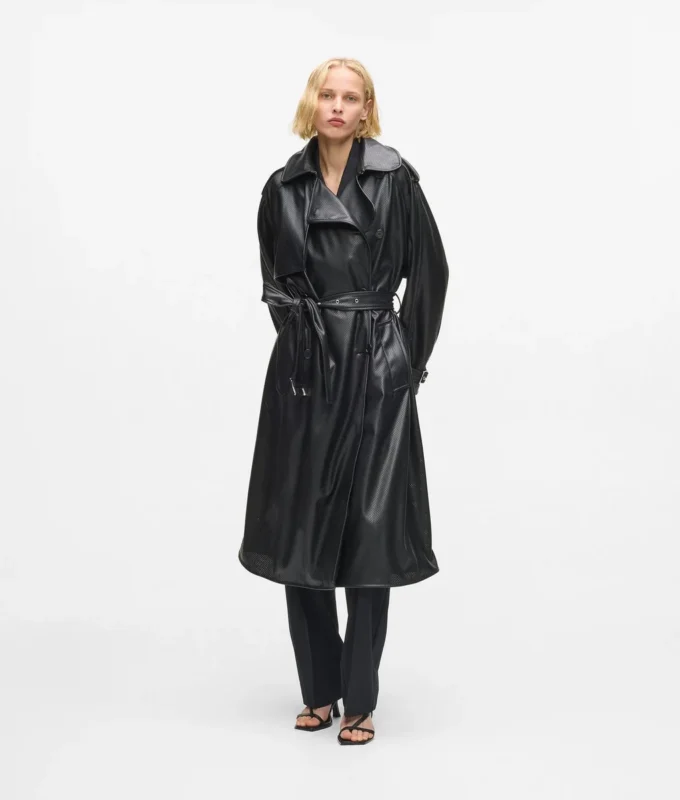 Perforert trenchcoat i imitert skinn