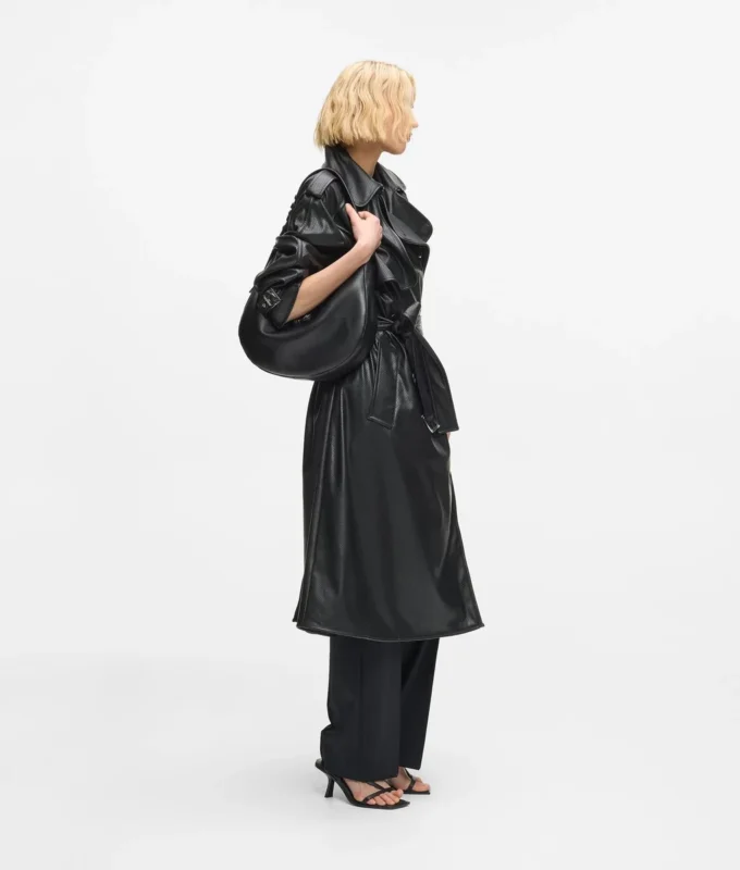 Perforert trenchcoat i imitert skinn