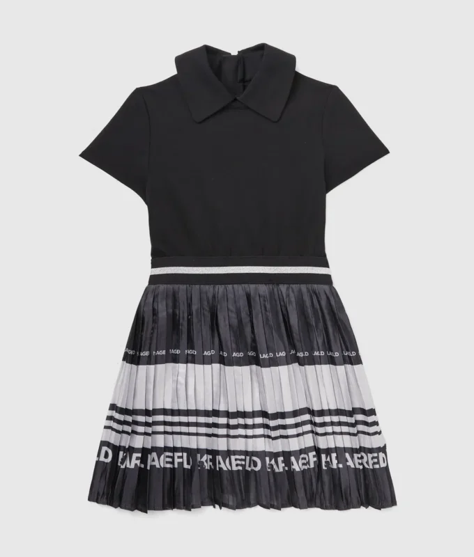 Plikkekjole for jenter