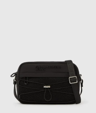 Praktisk crossbody-veske med snøring