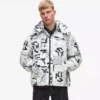 Pufferjakke med monogram over hele