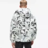 Pufferjakke med monogram over hele