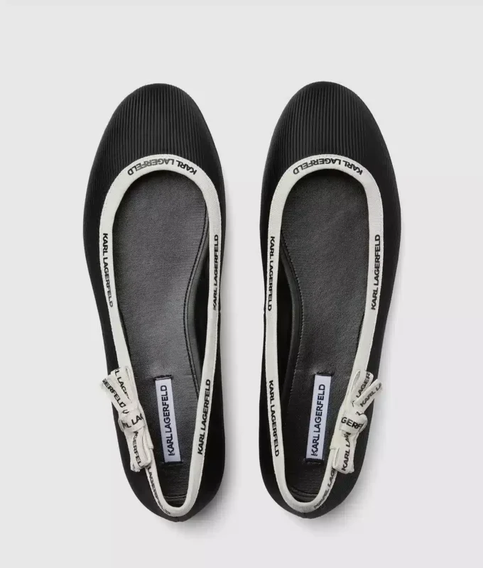 Pumps med båndkrage
